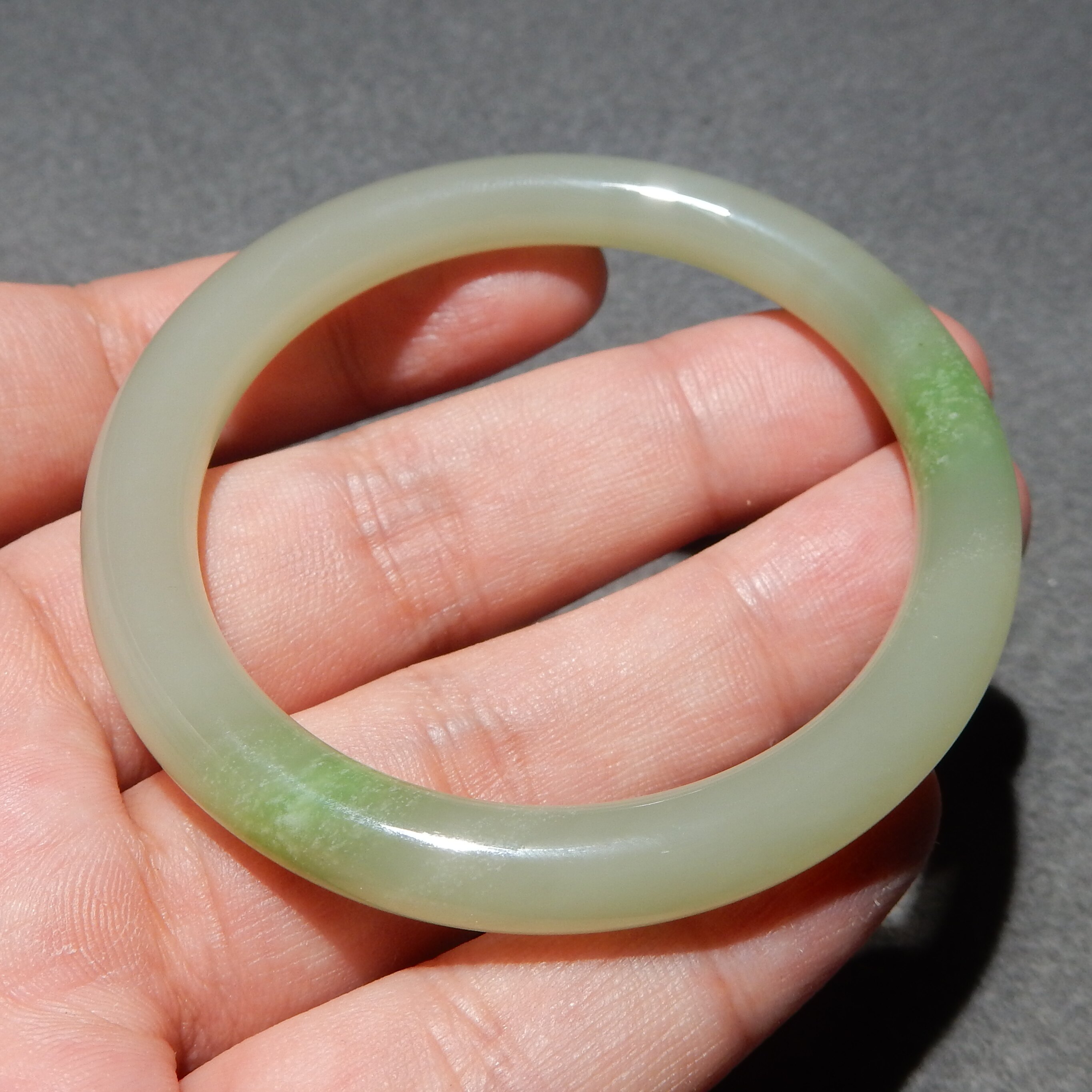 方言和田玉正品青海老坑料青白玉带翠色温润细腻内径53mm手镯子w4