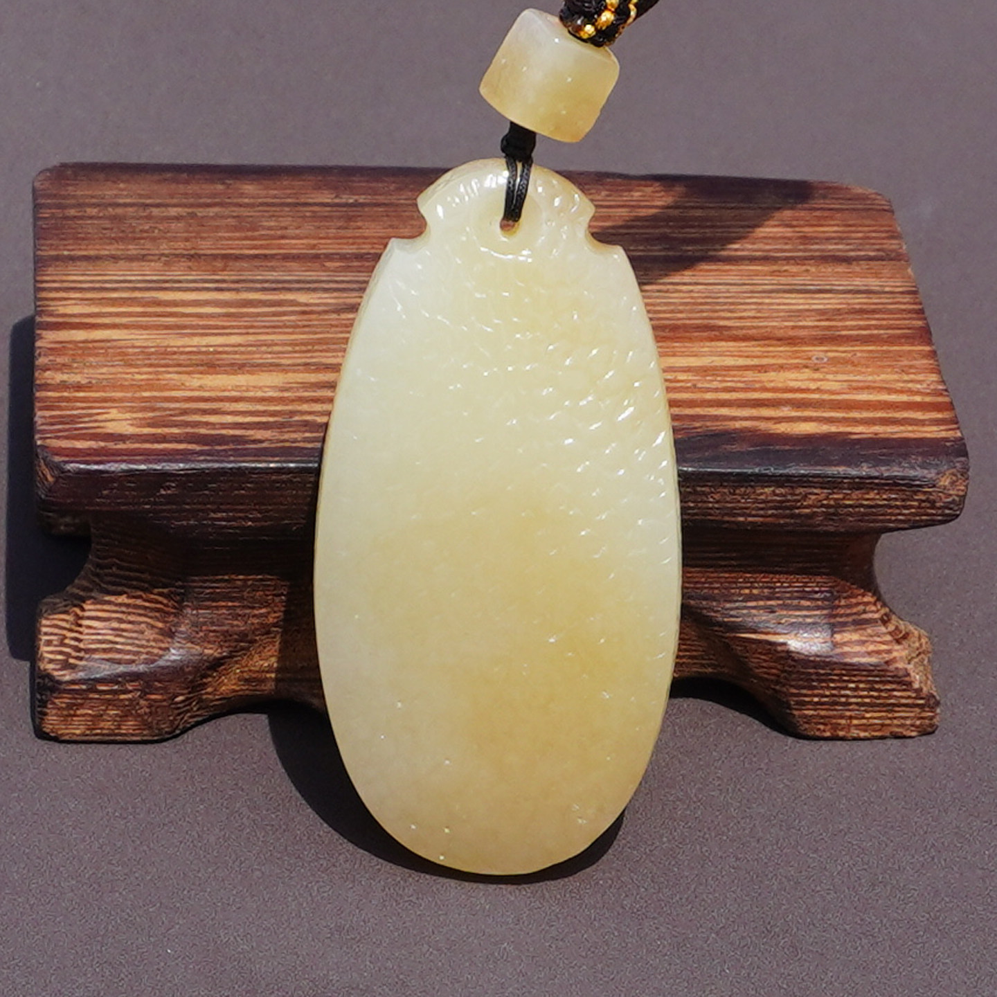 亏麻方言和田玉新疆且末料油润细腻糖白玉老光工艺吊坠挂件牌子A6