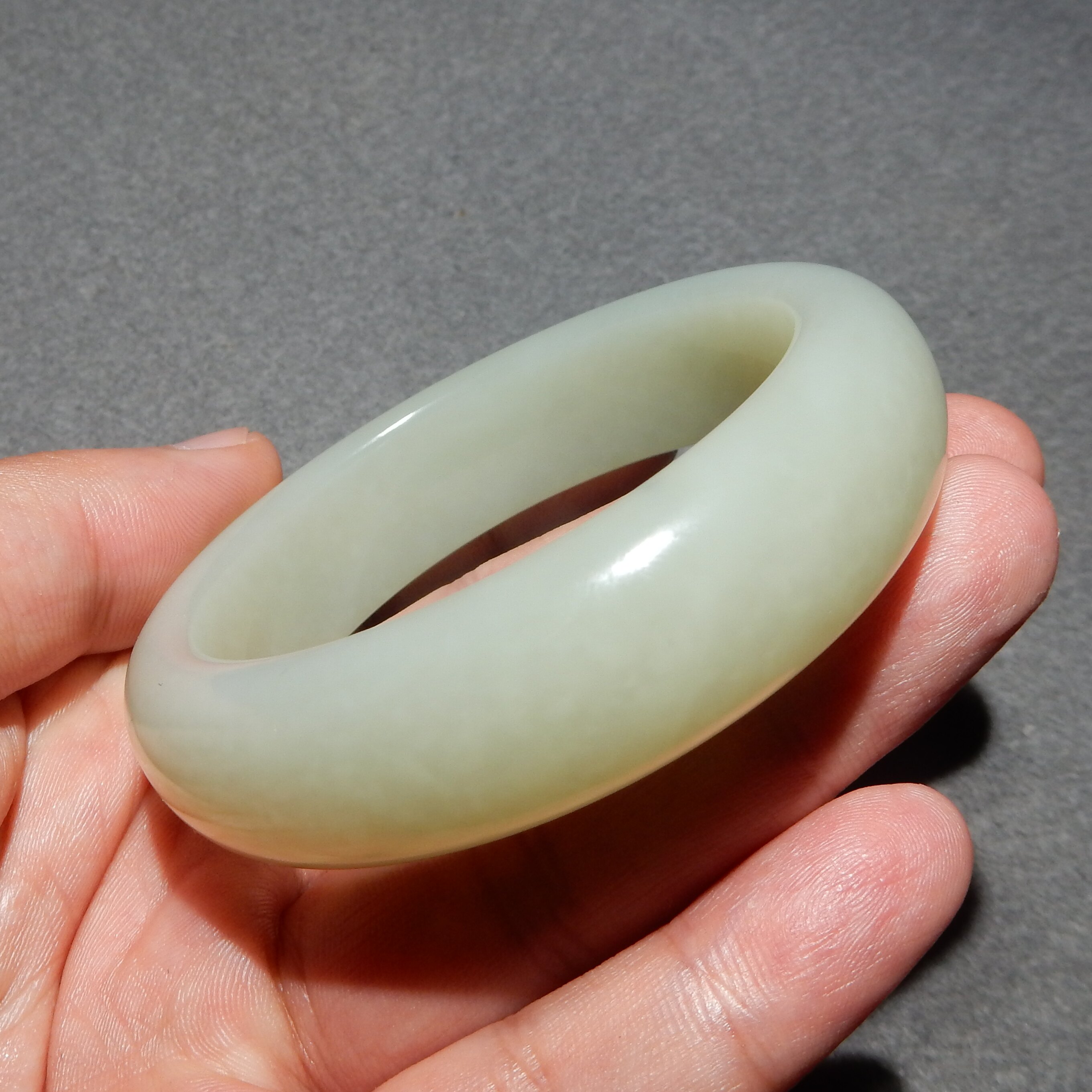 方言和田玉正品新疆且末料微青白玉油润细腻内径57mm正装手镯子w4