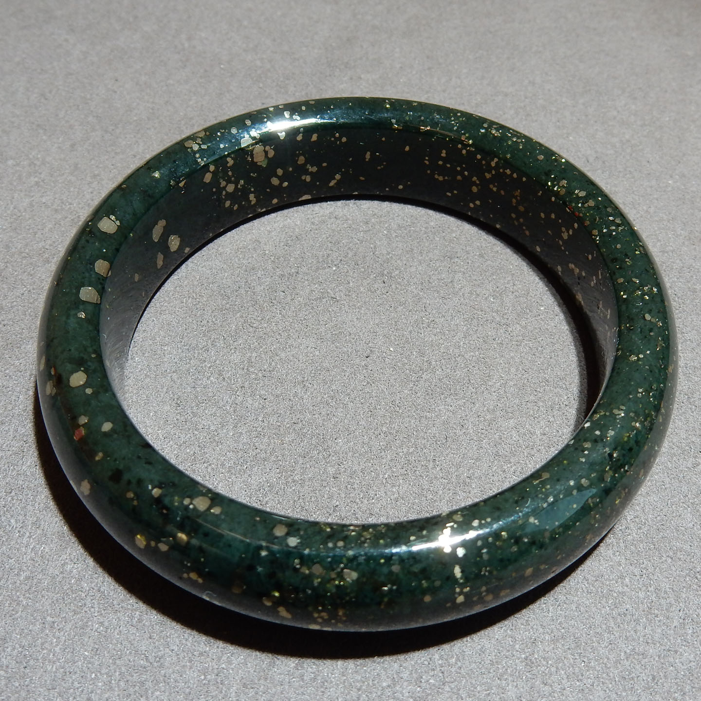 罕见方言和田玉含特殊铁陨石青玉黄铁矿伴生闪金卡55mm正装手镯w2