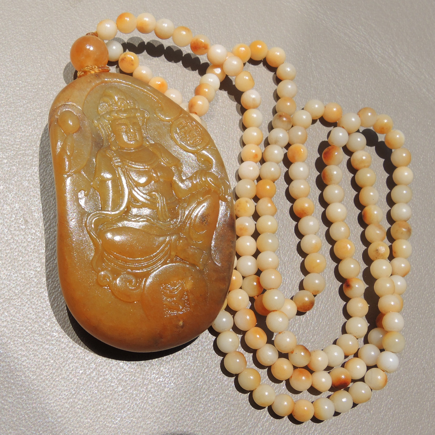 呆住了方言品牌和田玉珍稀黄色名品粟子黄色黄玉籽料观音大吊坠R