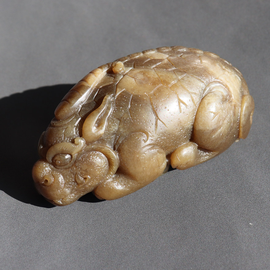 市场价1.2万元亏本720元新疆细腻油润且末料巧雕糖白玉貔貅把件A8