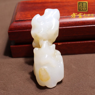 方言和田玉精品珍藏级新疆细腻细腻且末料糖羊脂白玉太湖石吊坠A1