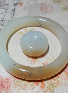 方言且末糖白玉高油润手镯套装