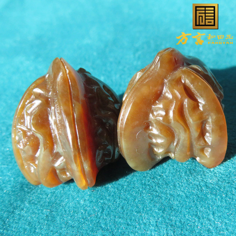 方言和田玉特惠放巨漏新疆且末料温润全糖玉精工核桃豪华手把件w