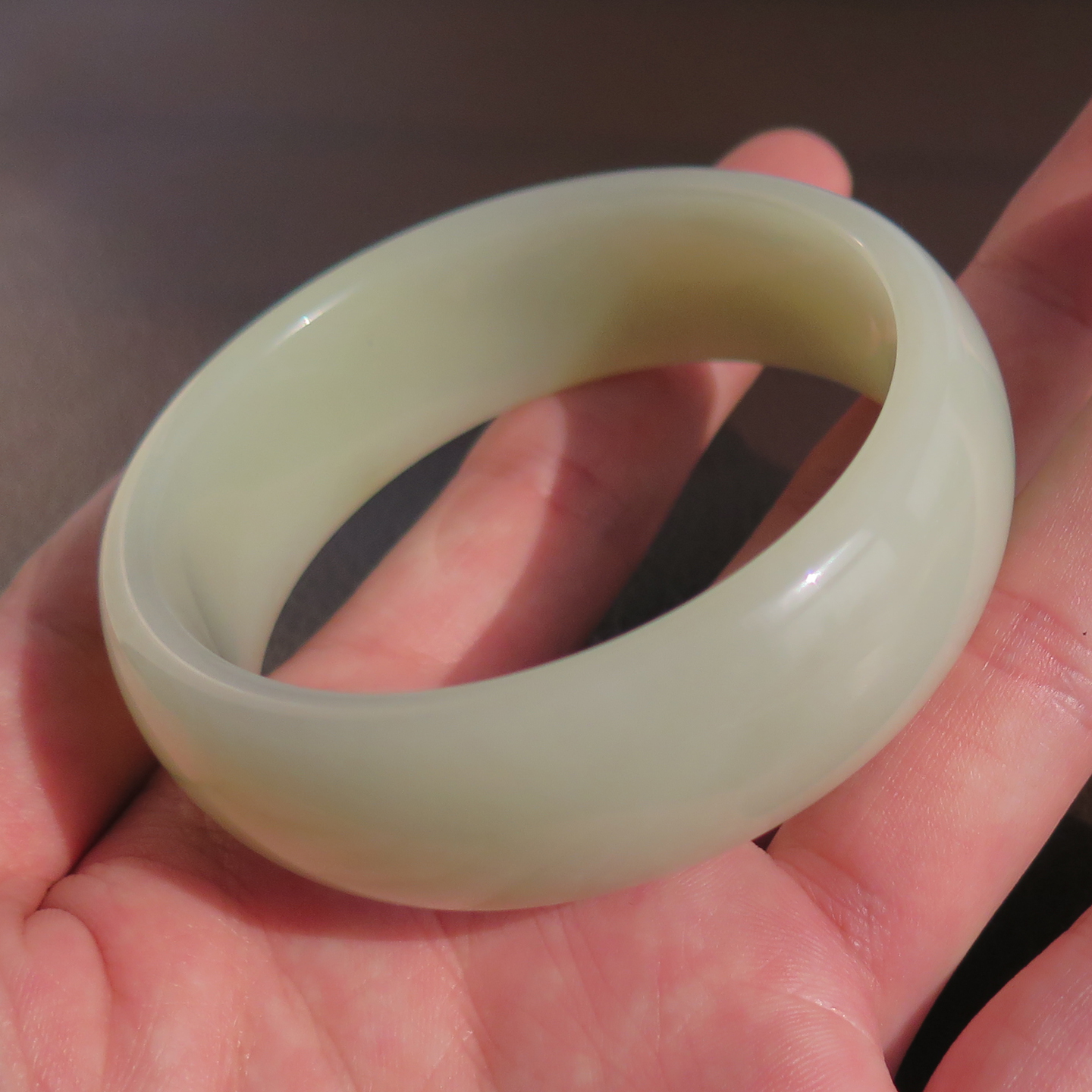 靓眼方言和田玉精品新疆且末料青白玉高油润内径59mm宽版手镯子X5