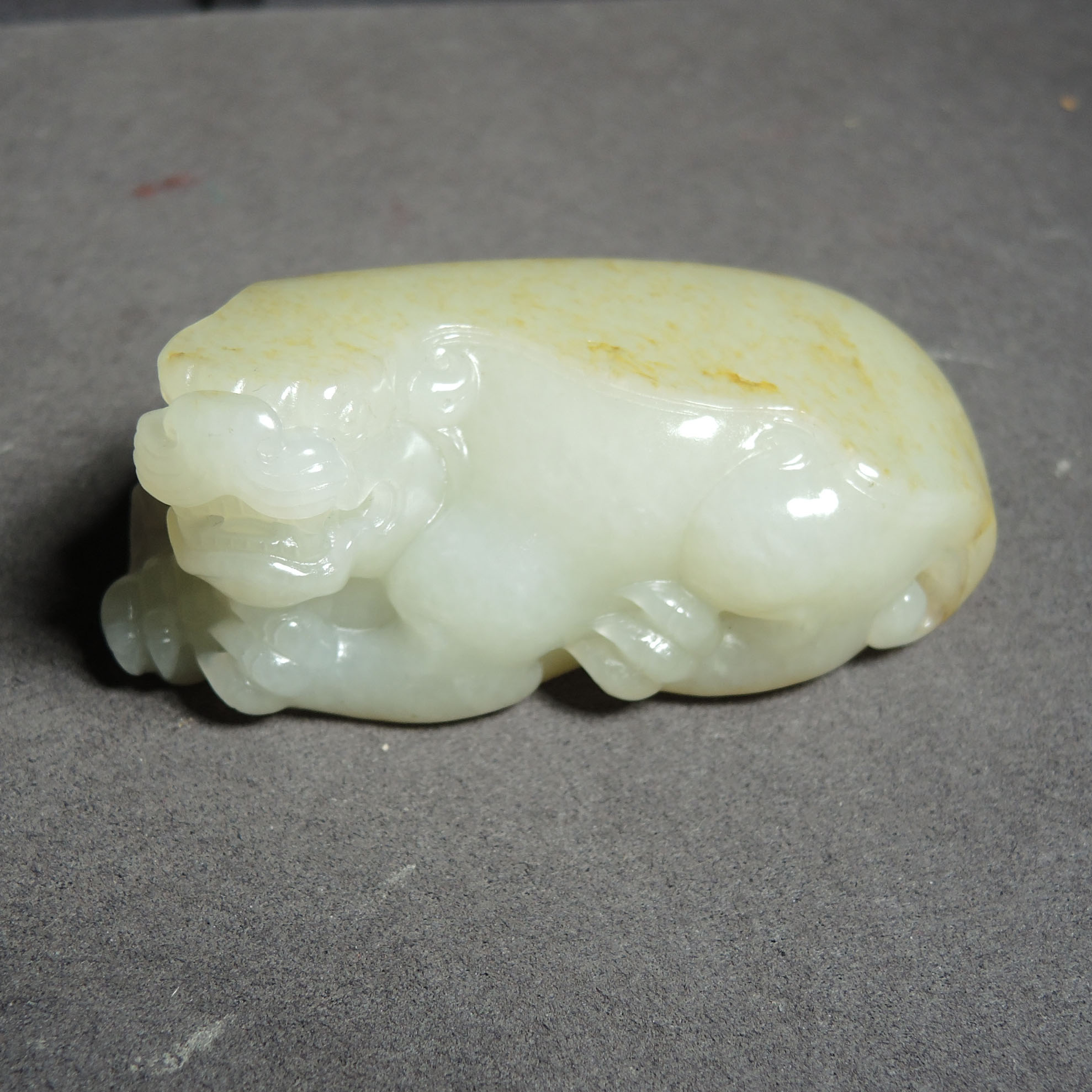 方言品牌和田玉老熟油润洒金皮白玉籽料大貔貅手把件挂件R2