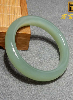 美滋滋方言和田玉精品青海料湖水绿细腻细腻内径56mm女士手镯子s7