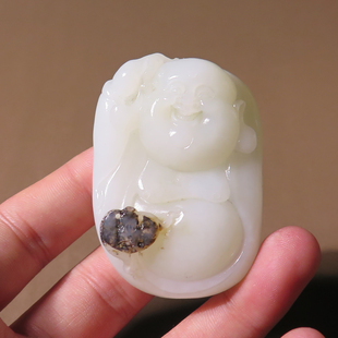 震撼来袭方言和田玉俄籽料黑油皮黑白分明笑佛手把件吊坠X7