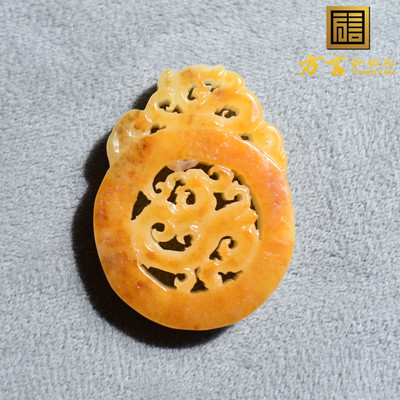 巨漏方言和田玉一眼真黄沁皮唐河料黄沁白玉底龙凤呈祥吊坠挂件R1