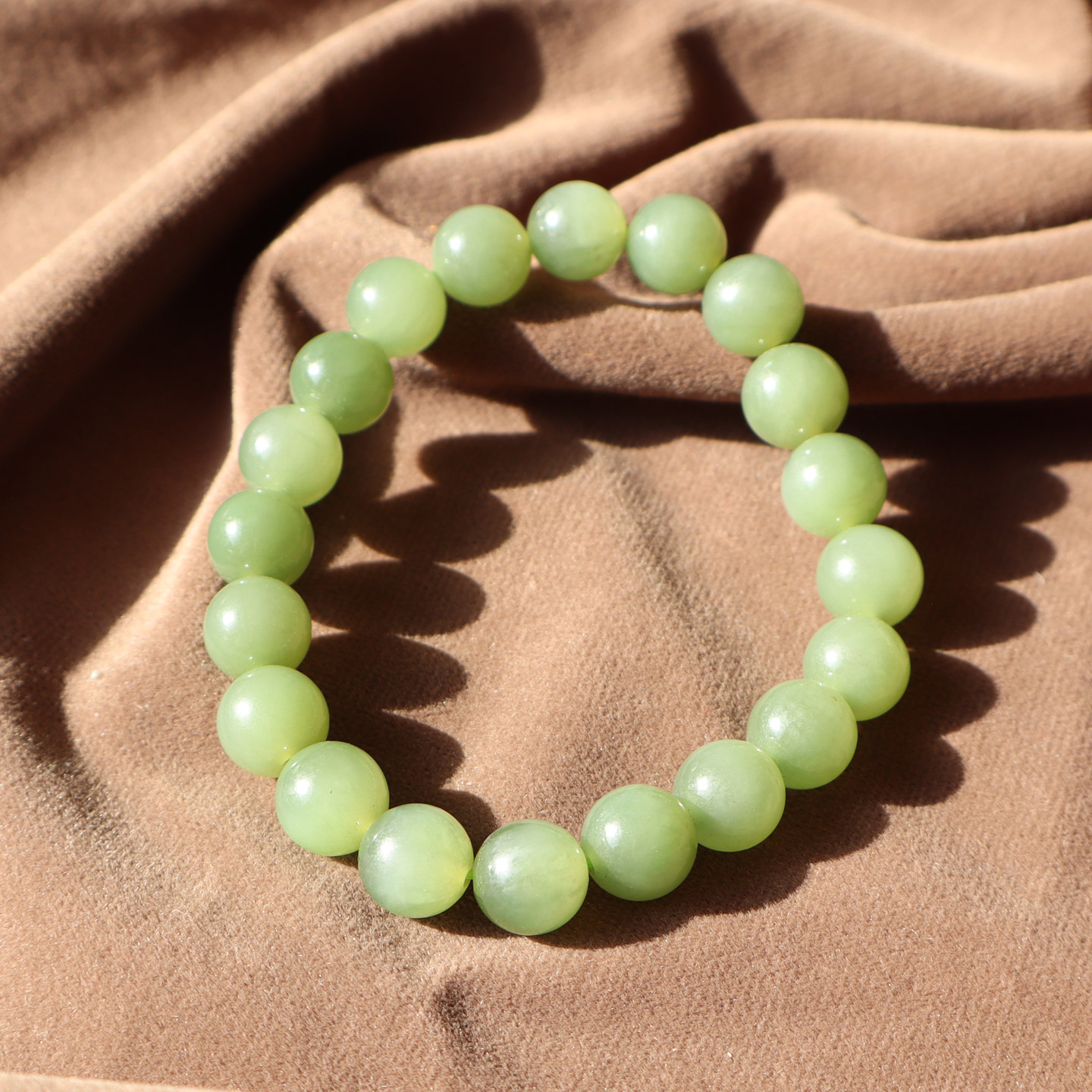 俄罗斯碧玉冰粉绿10mm圆珠手串