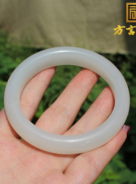 新疆且末料白玉内径55mm正装手镯