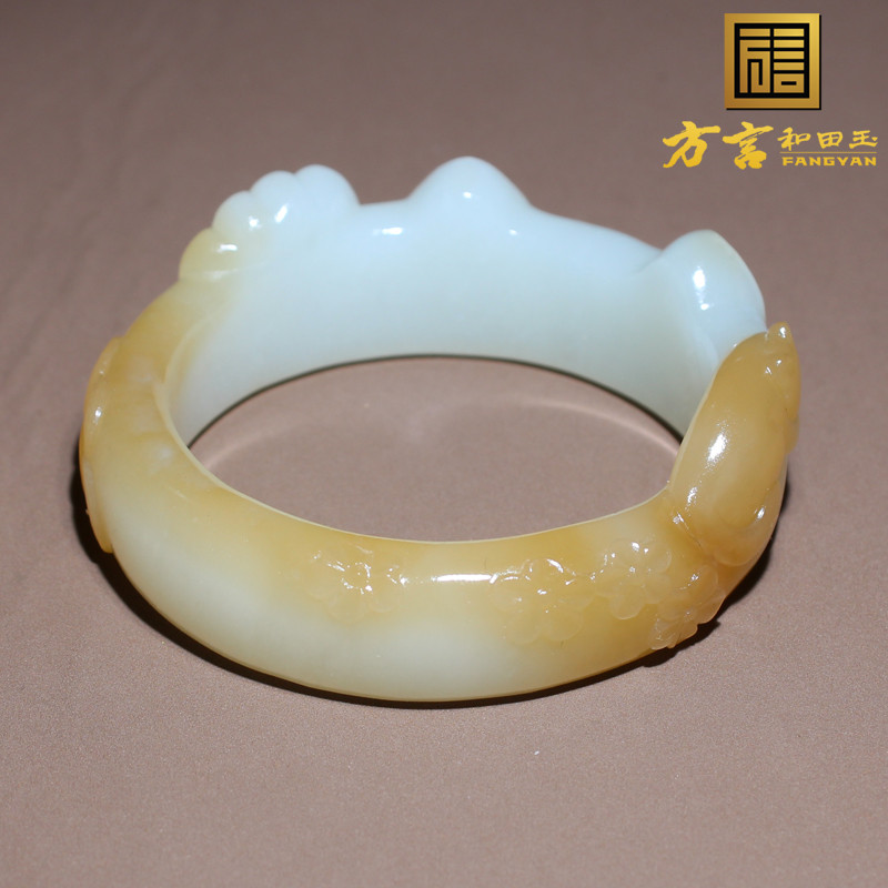刷屏了和田玉新疆且末料细腻黄金糖无结构羊脂白玉52mm猫咪手镯O8