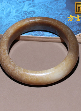 震撼方言和田玉精品特色新疆且末料老红糖白玉内径55mm精美手镯O8