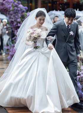 【高级感长款拖尾头纱主婚纱】