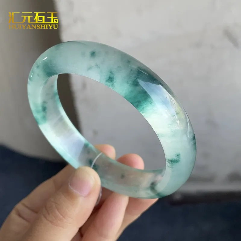 独龙玉手镯冰种飘花翡翠色玉镯子非洲翠玉玉石饰品直播