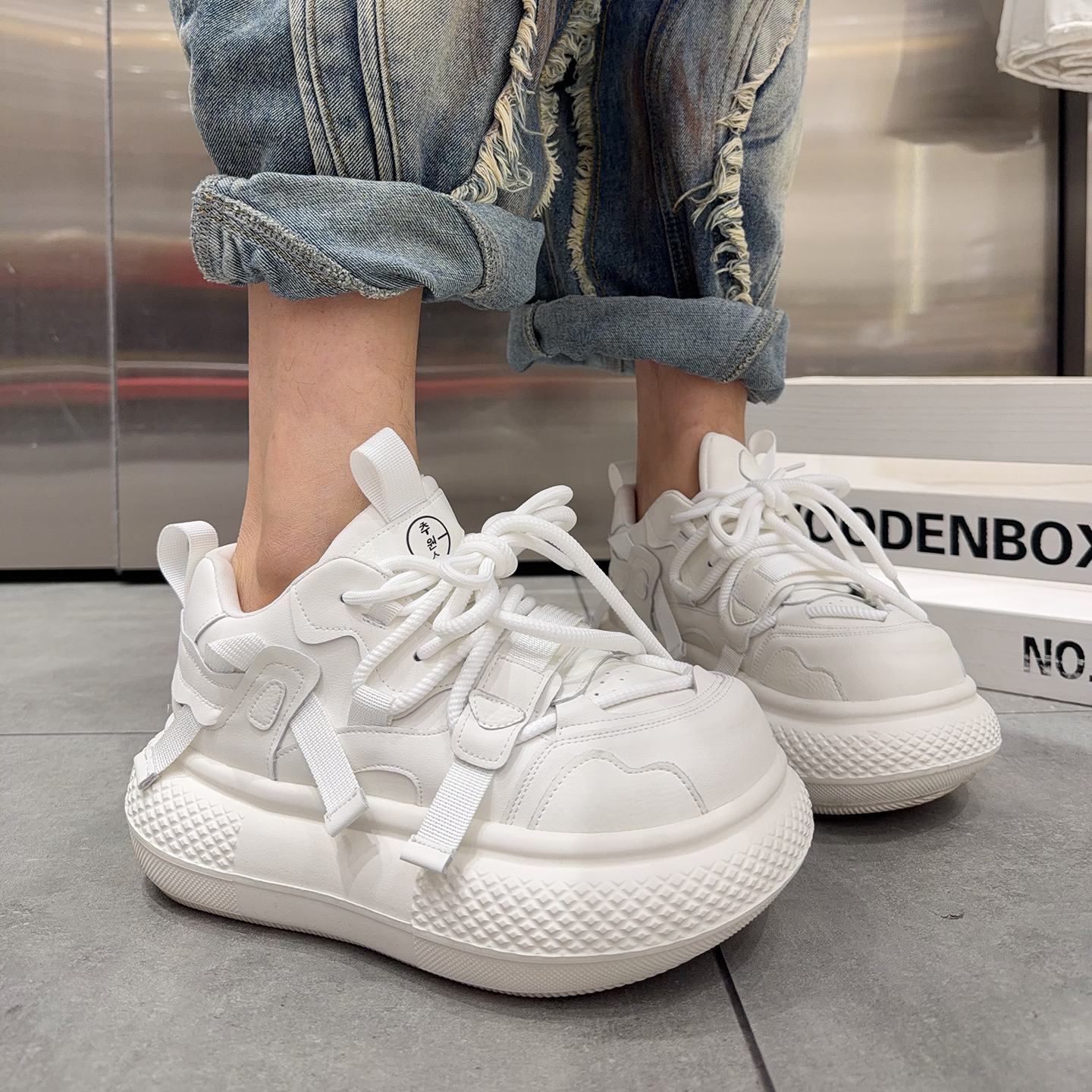 小白鞋女冬季加绒2025年新款棉鞋