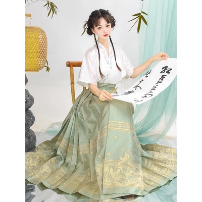 2026新款原创正品明制汉服女春秋飞机袖交领刺绣通勤仿妆花织金马