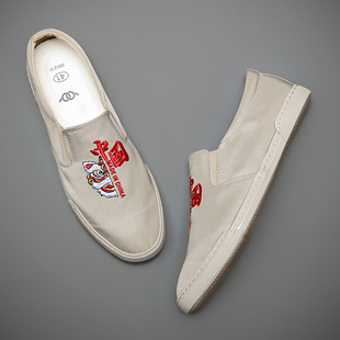 国潮中国风刺绣男鞋2026春季新款帆布鞋一脚蹬低帮休闲老北京布鞋