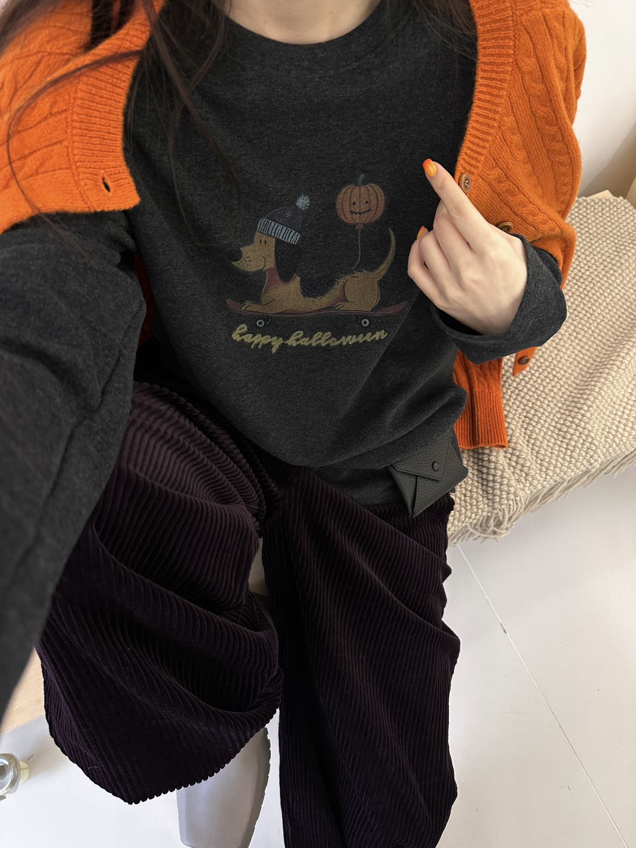 one冬季磨毛卡通小狗印花长袖T恤女趣味休闲加厚打底衫上衣26159