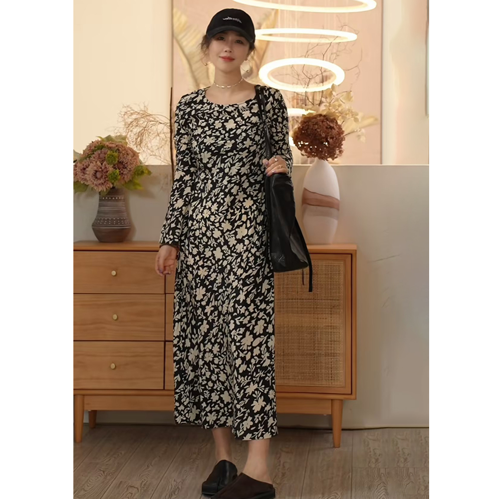 连衣裙喇叭袖设计感气质长裙女