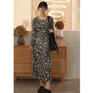 X【叭哒不惑】花间舞  桑蚕丝黑底碎花连衣裙喇叭袖设计气质长裙