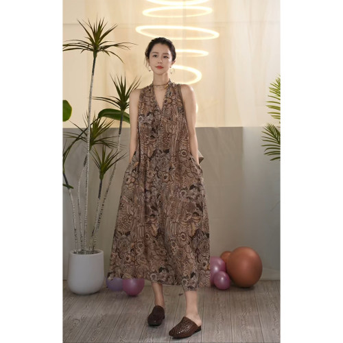 V领长款连衣裙百搭显瘦无袖长裙