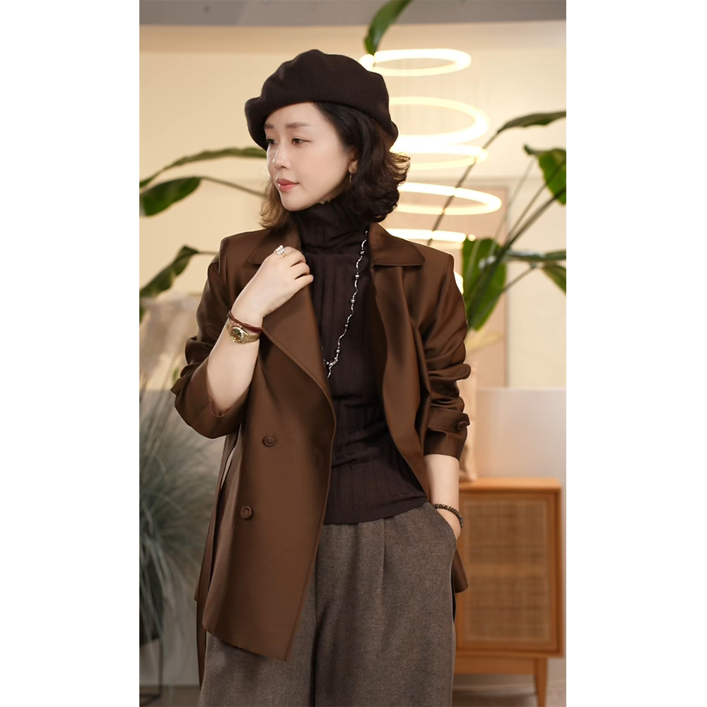 翻领复古双排扣风衣女时尚显瘦