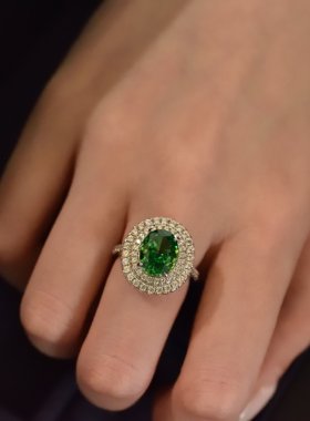 4克拉人造沙弗莱s925纯银戒指