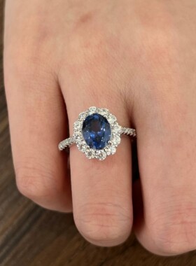 培育蓝宝石S925纯银戒指2.4ct