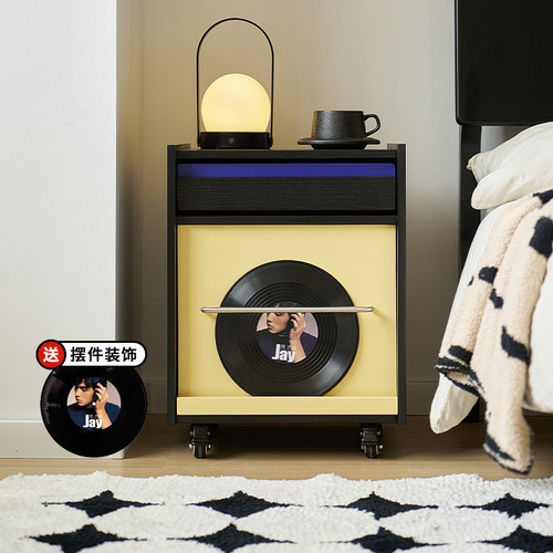 包豪斯可移动实木收纳床头柜