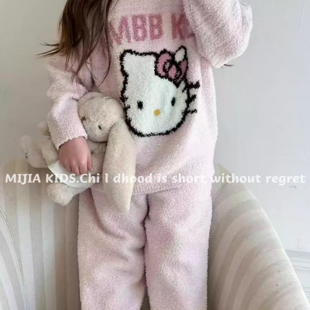 儿童凯蒂猫珊瑚绒睡衣加厚保暖