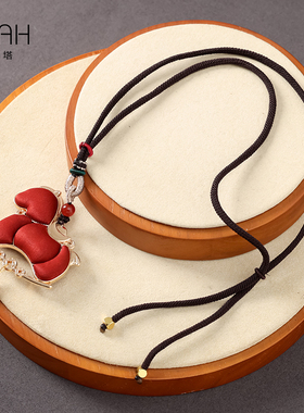 布塔原创设计红色绸缎马年马上有钱吊坠项链女复古中国风毛衣链