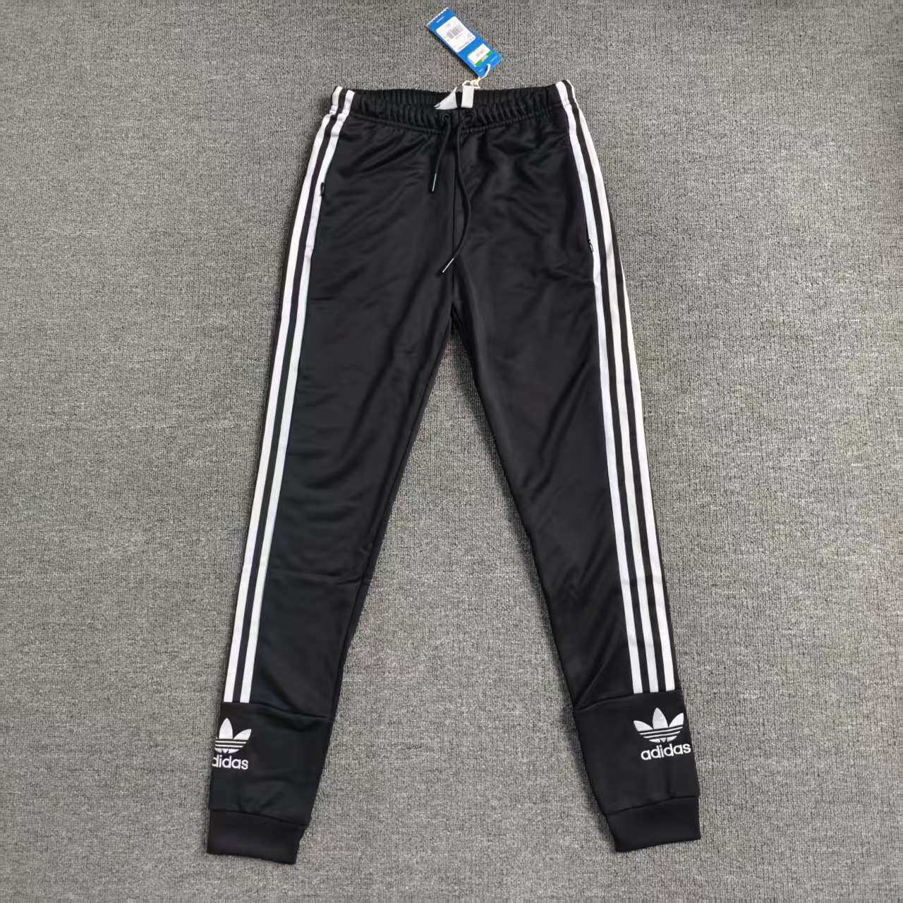 Adidas 三叶草 女子运动休闲经典百搭收腿修身针织长裤 FT1827