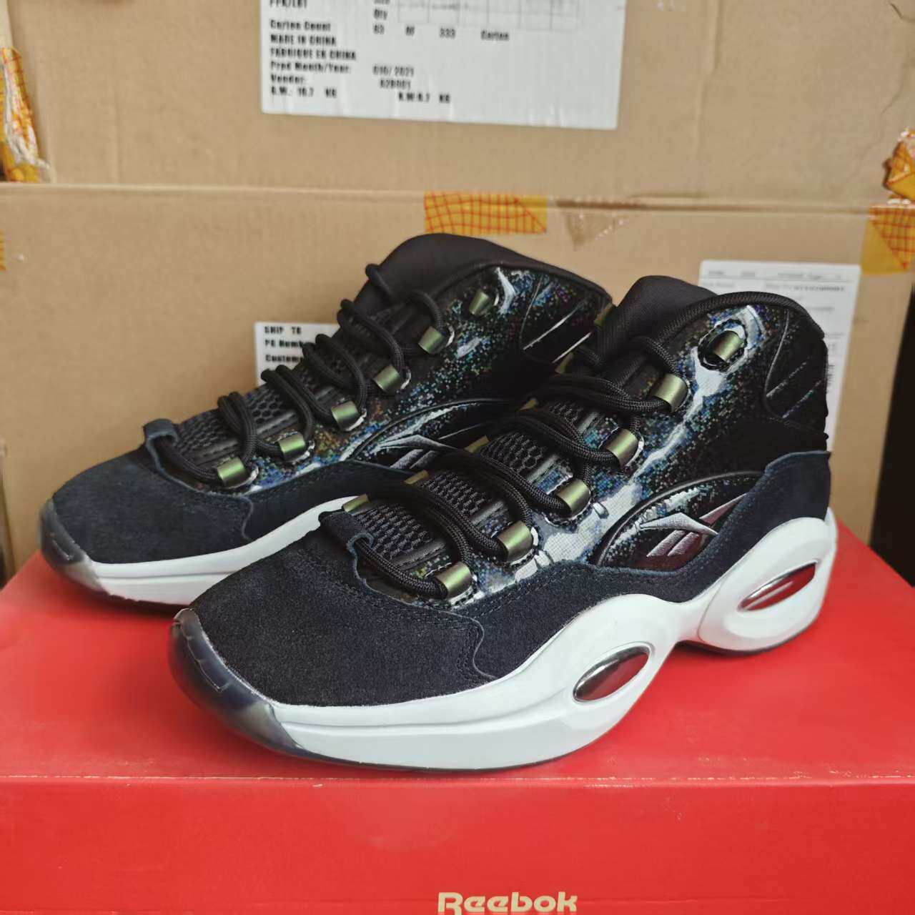 REEBOK锐步PANINI联名限量带编号QUESTION MID复古篮球鞋 HQ4135