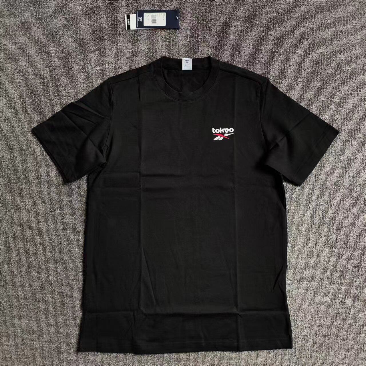 REEBOK锐步男子TOKYO别注大LOGO印花纯棉运动短袖T恤 GN9538