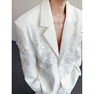 秋季绣花重工艺白色休闲西服外套高级轻奢高定走秀款手工钻石亮片