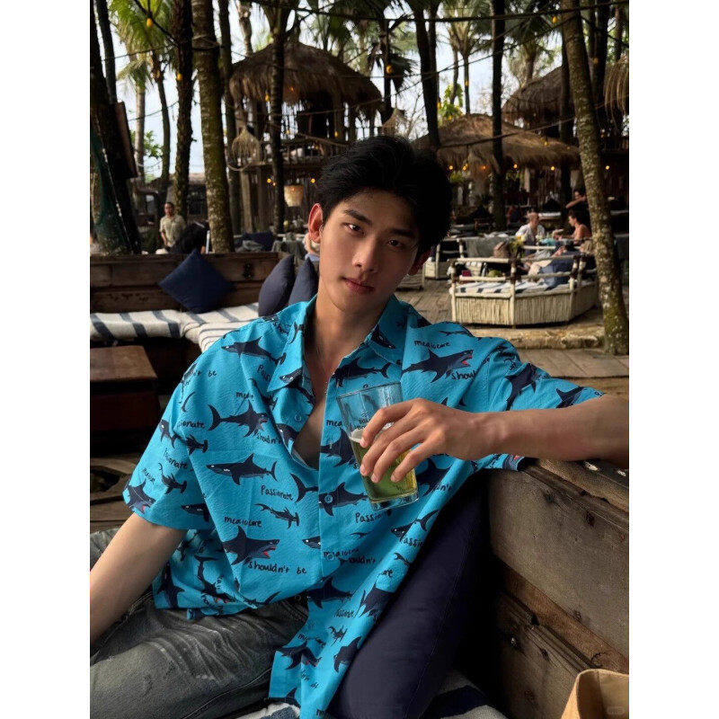 印花短袖衬衫男夏季慵懒宽松休闲衬衣潮夏威夷度假蓝色设计感鲨鱼