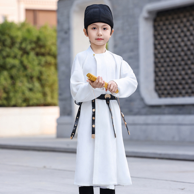 圆领袍李白朗诵长安三万里唐装