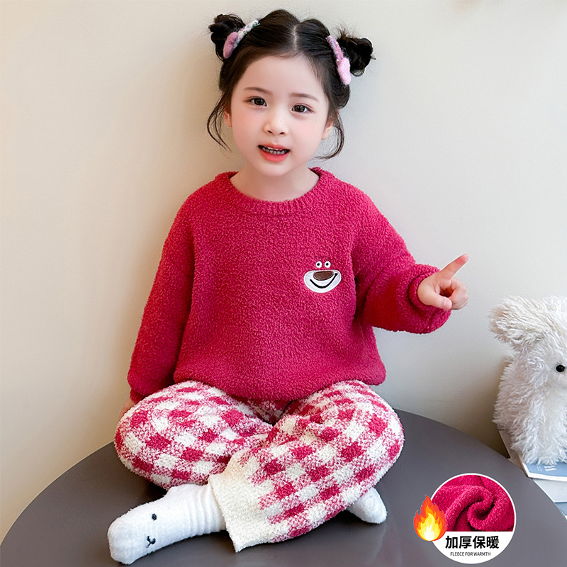儿童睡衣女童秋冬款2025新款半边绒加厚草莓熊家居服中小童套装
