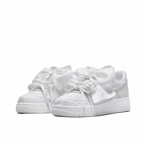 Nike Air Force 1 LX 