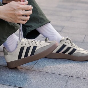 adidas阿迪达斯BARREDA休闲复古百搭德训鞋男女灰休闲板鞋JQ4234