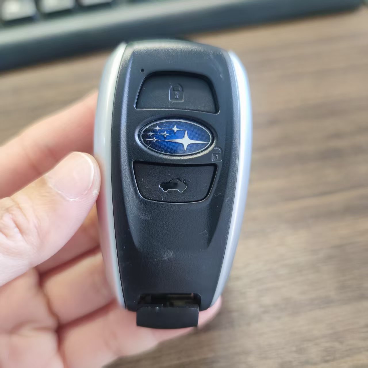 森林人5801C/5801D汽车遥控钥匙