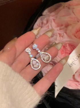 暮色S925银针精致锆石水滴形耳环女轻奢小众白搭高级感耳环饰品
