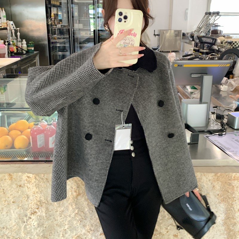 2025年秋冬新款双面呢羊绒大衣女斗篷短款纯羊毛外套女毛呢上衣厚