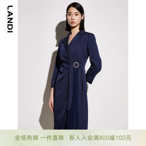 LANDI藏蓝色V领不对称压褶连衣裙