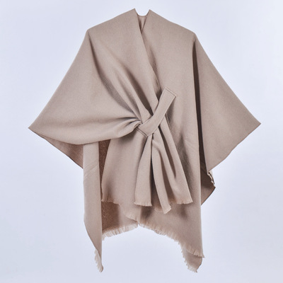 ‌Women'sTrendySolidCape