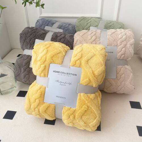 Soft Coral Fleece Blanket, Warm Sofa Throw for Bed Couch
