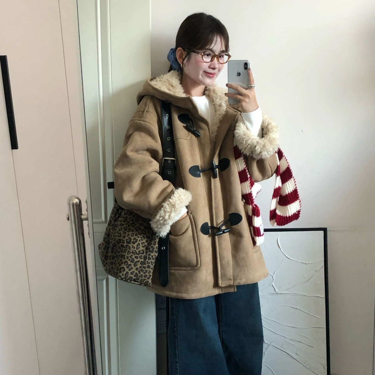 仿羊羔毛皮毛一体连帽皮草外套女加厚冬季韩版宽松保暖韩版棉服