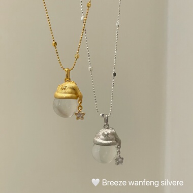 S925纯银天然白水晶星星圣诞帽磨砂吊坠项链ins小众设计高级感